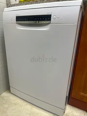 Bosch Freestanding Dishwasher - Good Working Condition
