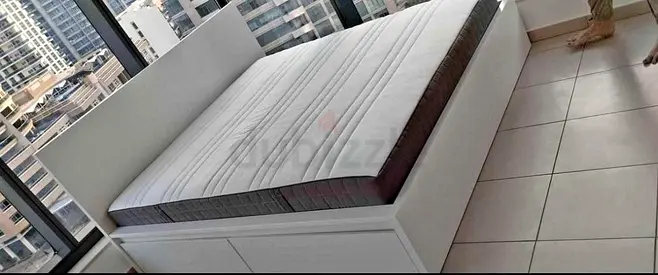 White Storage Bed with Mattress —king size(Good Condition)