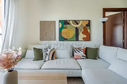 Vibrant 1-Bed in JVC