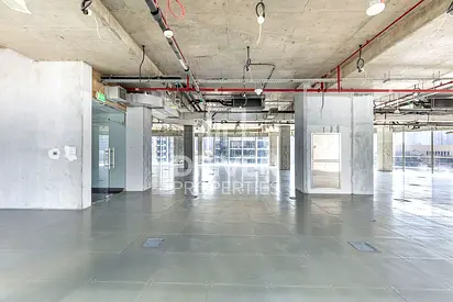 Prime Location | Well maintained Office