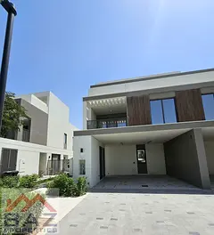 Brand New Villa | Single Row | Landscape