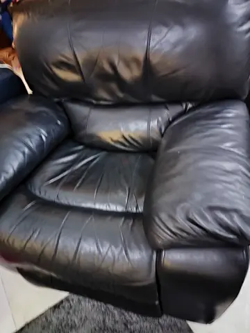Used Black Leather Recliner Armchair - Comfortable Single Seat