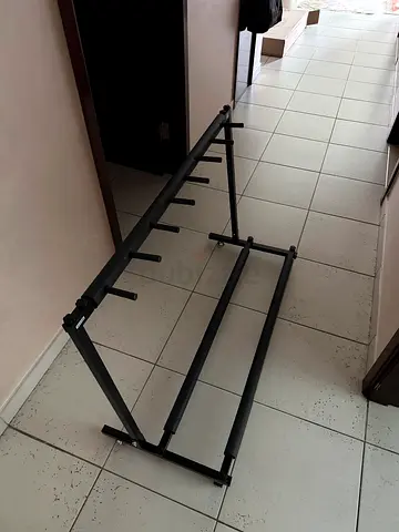 7 Guitar stand