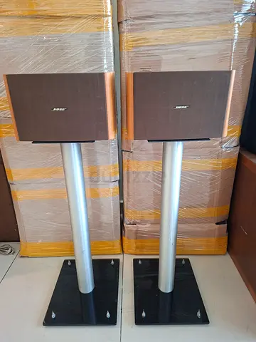 Bose 121 speaker.