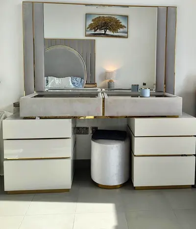 A new Brand Dressing Table available