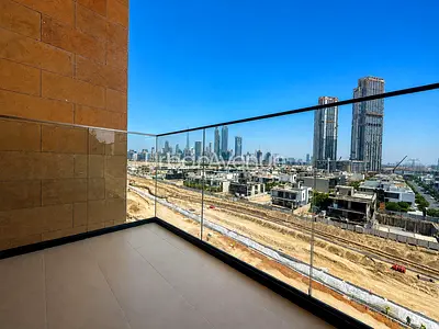 Vacant | Lagoon View l Higher Floor