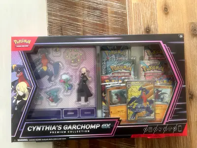 Pokemon TCG Cynthias Garchomp ex Premium Collection - Sealed ( Out of Print )