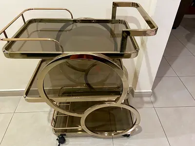Serving trolley