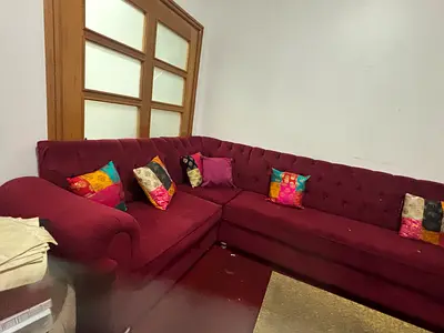 Maroon L-shaped Fabric Corner Sofa — Good Condition in Abu Dhabi city pickup
