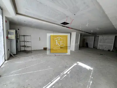 Restaurant Space!! Prime Location!! No Key Money !!2300 Sq.ft!!!