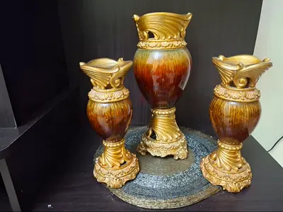 3 vases house decoration