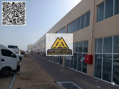 شبرا بميزانين للايجار السنوي علي الشارع العام | مساحه 2200 قدم | موقع مميز بالقرب من جميع الخدمات | سهل المخرج لدبي
