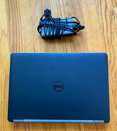 Dell 7470 intel core i7 - 6600u 2.6 GHz 6th generation Light keyboard 128 gb  ssd storage 4 gb ram 4