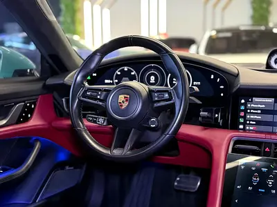 2021 Porsche TAYCAN — миниатюра 13