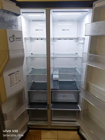 LG latest model GR-L267SLRL side by side refrigerator with water depanser and ice maker