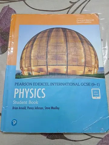 Pearson Edexcel International GCSE (9-1) Physics Student Book