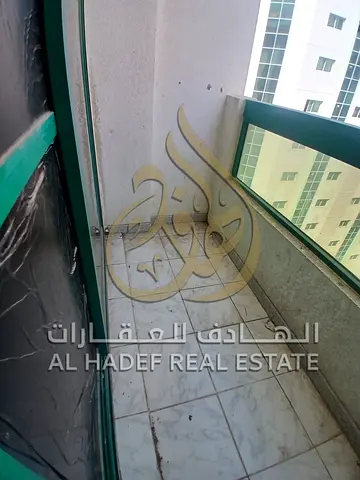 القاسميه المحطه غرفتين وصالة عقد عزاب (شيرينج) بلكونة إطلالة مفتوحة مساحات كبيرة خزائن في الحائط 4/5 دفعات تأمين 2500 كاش 45 ألف