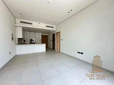 Vacant | Pool View| Unfurnished