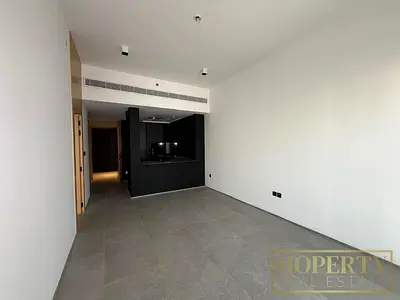 شقة بغرفة نوم واحدة | إطلالات وسط المدينة | حمام سباحة وصالة ألعاب رياضية | SH Living 1، JVC