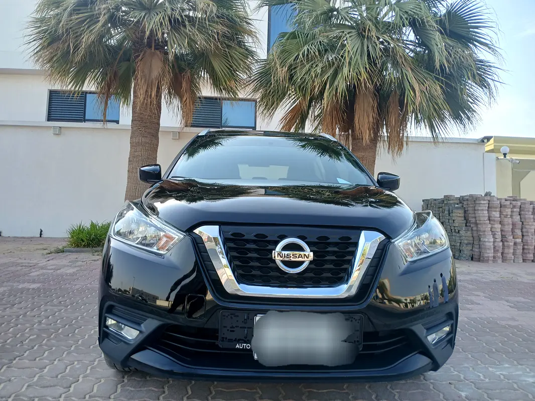 Nissan Kicks 2018 — photo 1 of 20