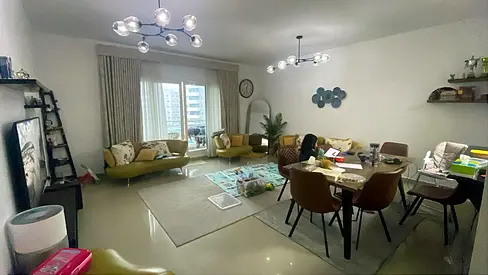 POOL VIEW SPACIOUS 2BR APT VACANT GREAT VALUE