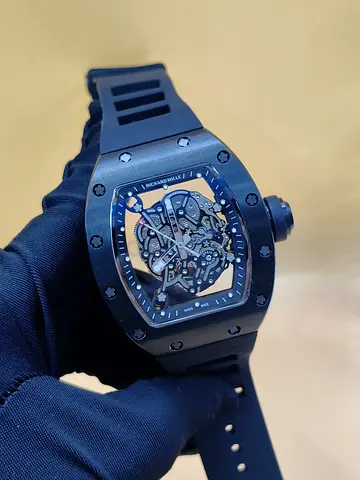 Skeleton Dial Mens Sport Watch with Rubber Strap (Black)