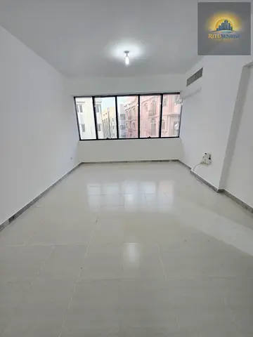 BEAUTIFUL 3 BEDROOM HALL APARTMENT AVAILABLE AT AIRPORT ROAD NEAR TANKER MAI