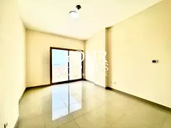 Bright 1BR Apartment | Great Layout | Vacant In June