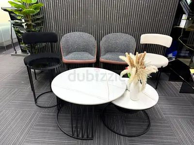 Set of 3 Round Nesting Coffee Tables with Marble-Effect Tops and 4 stylish chairs