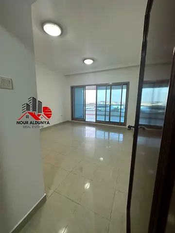 BEST OFFER FOR THE PHILIPPINESE:CHILLER FREE:VERY CLSOE TO METRO:HUGEST 3 BHK EVER WITH MAIDS ROOM,4 BATHS,2 MASTER ROOMS,WARDROBES,HUGE TERRACE,150K