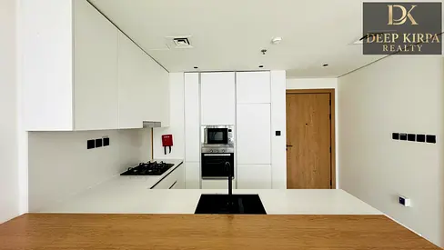 Spacious 1 BR | With Kitchen Appliances | Modern Layout | Pool View