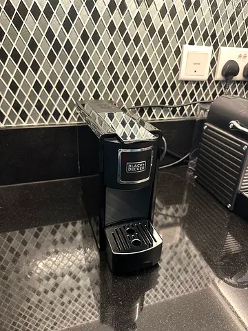 Black+Decker capsule Nespresso Coffee Machine - Perfect Condition