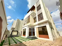 A magnificent villa, including registration fees, consisting of 5 master bedrooms with built-in ward