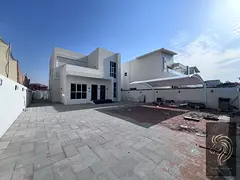 4 Bedrooms | Hall | Majlis | Maid Rooms