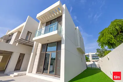 Immediate MoveIn | 5BR Villa | D1