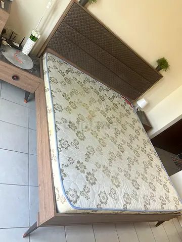King size Bed set with dresser