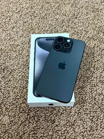 Iphone 15 pro 128gb TDRA/clean condition