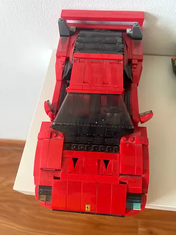 Car compatible with Lego.