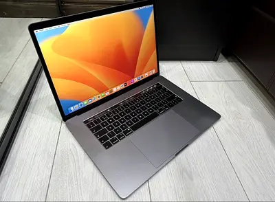 MacBook Pro Core i9 Ram 32 Gb Storage 512