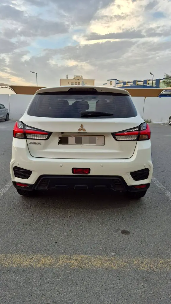 Mitsubishi ASX 2024 — photo 1 of 8