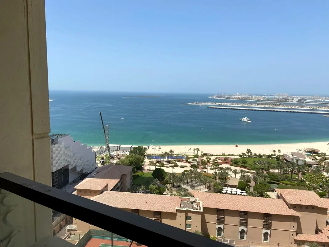 Full Sea View/ 2BR Private Jacuzzi / VACANT