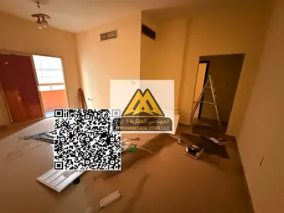 شقة غرفتين وصالة للإيجار السنوي  | موقع حيوي وقريب من جميع الخدمات وسهل الوصول إلى الشارقة ودبي وطريق الشيخ محمد بن زايد