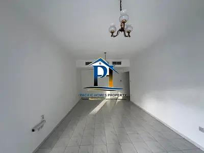 HUGE SIZE 3 BHK CLOSE TO METRO ONLY FOR FAMILIY JUST 90k.....