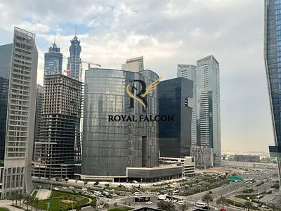 FURNISHED UNIT| BIG LAYOUT| CITY VIEW