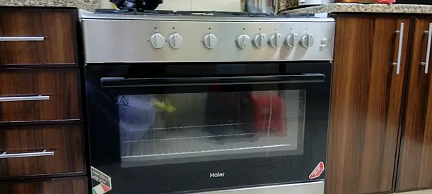 Haier Freestanding Gas Cooker with Oven - Good Working Condition