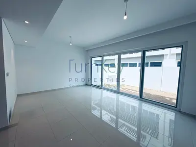 B2B| Middle one | BRAND NEW | 4BR