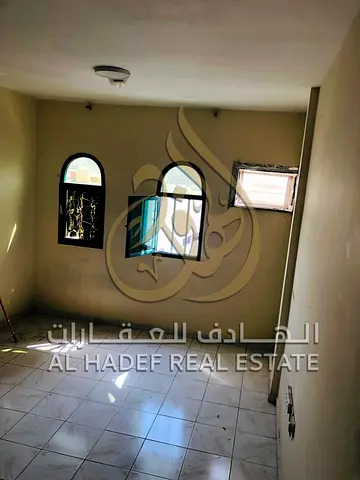 استوديو للإيجار في البوطينة بسعر اقتصادي جداً موقع مميز مناسب للأفراد مع تسهيلات دفع حتى 6 دفعات وتأمين كاش بسيط