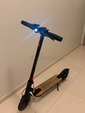 Electric Scooter with Front Light - (Great for Kids)