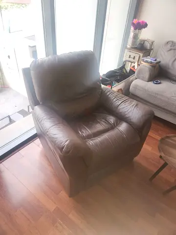Brown Leather Recliner Armchair in Good Condition