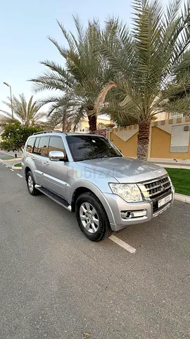 Mitsubishi Pajero GLS Mid Option GCC Specs Accident Free well Maintained